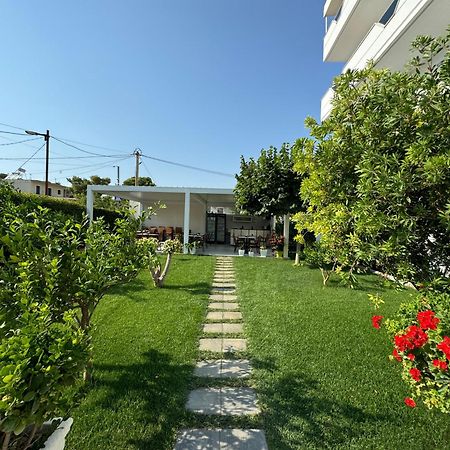 Villa Ax Mirage Vlorë Buitenkant foto