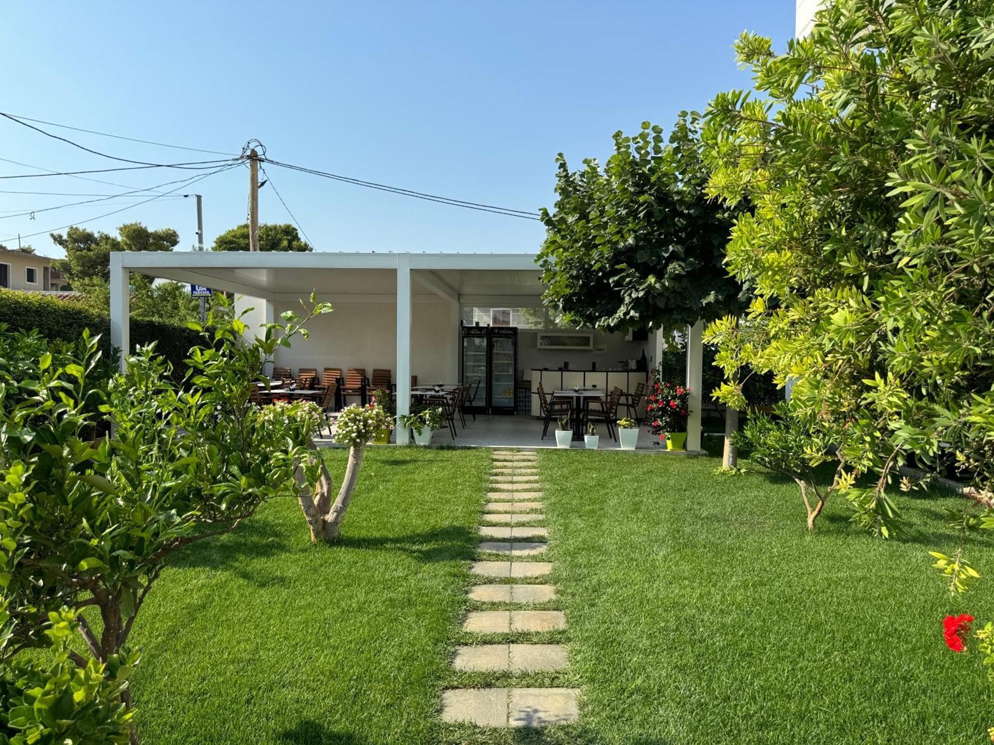Villa Ax Mirage Vlorë Buitenkant foto