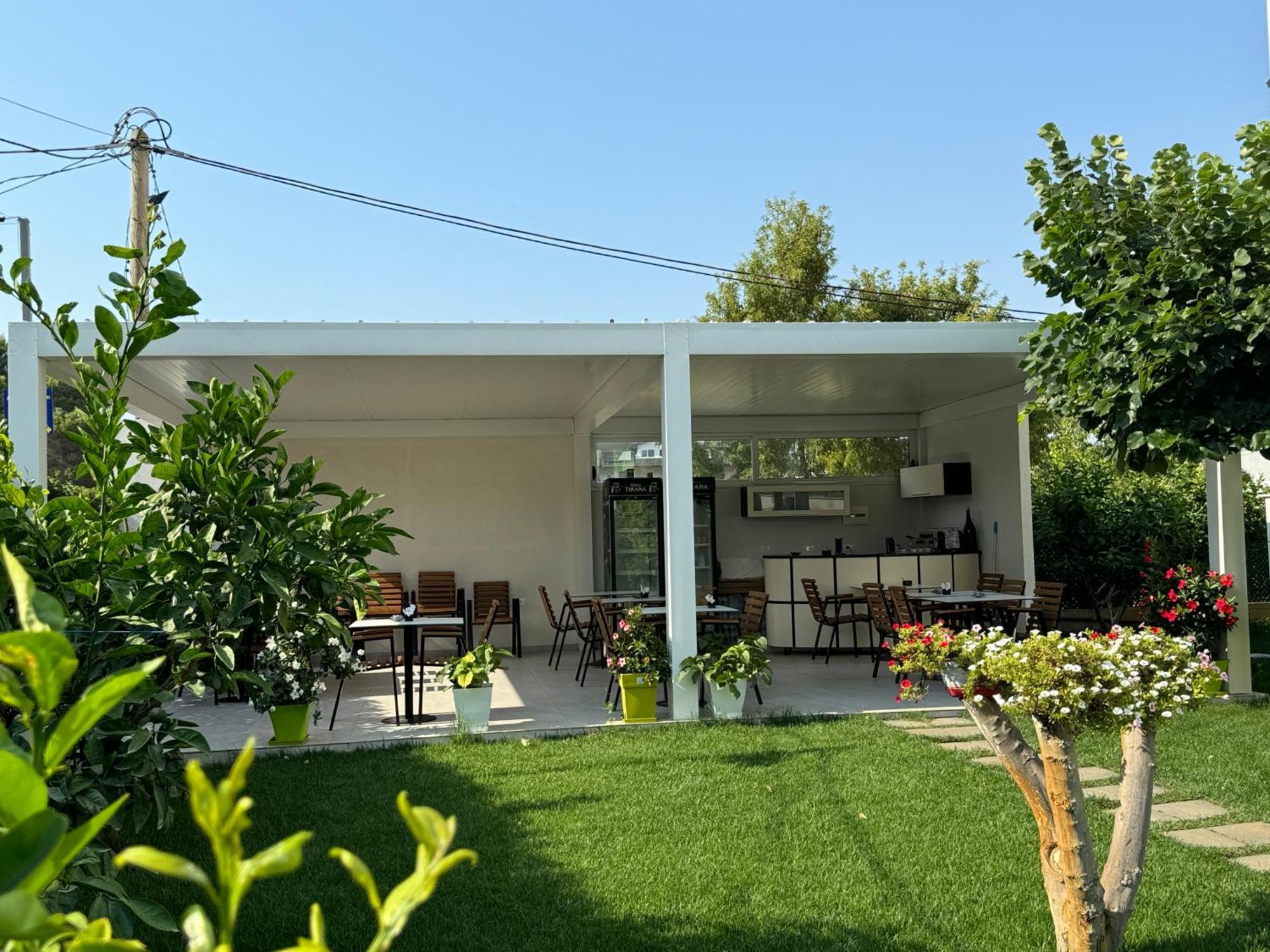 Villa Ax Mirage Vlorë Buitenkant foto