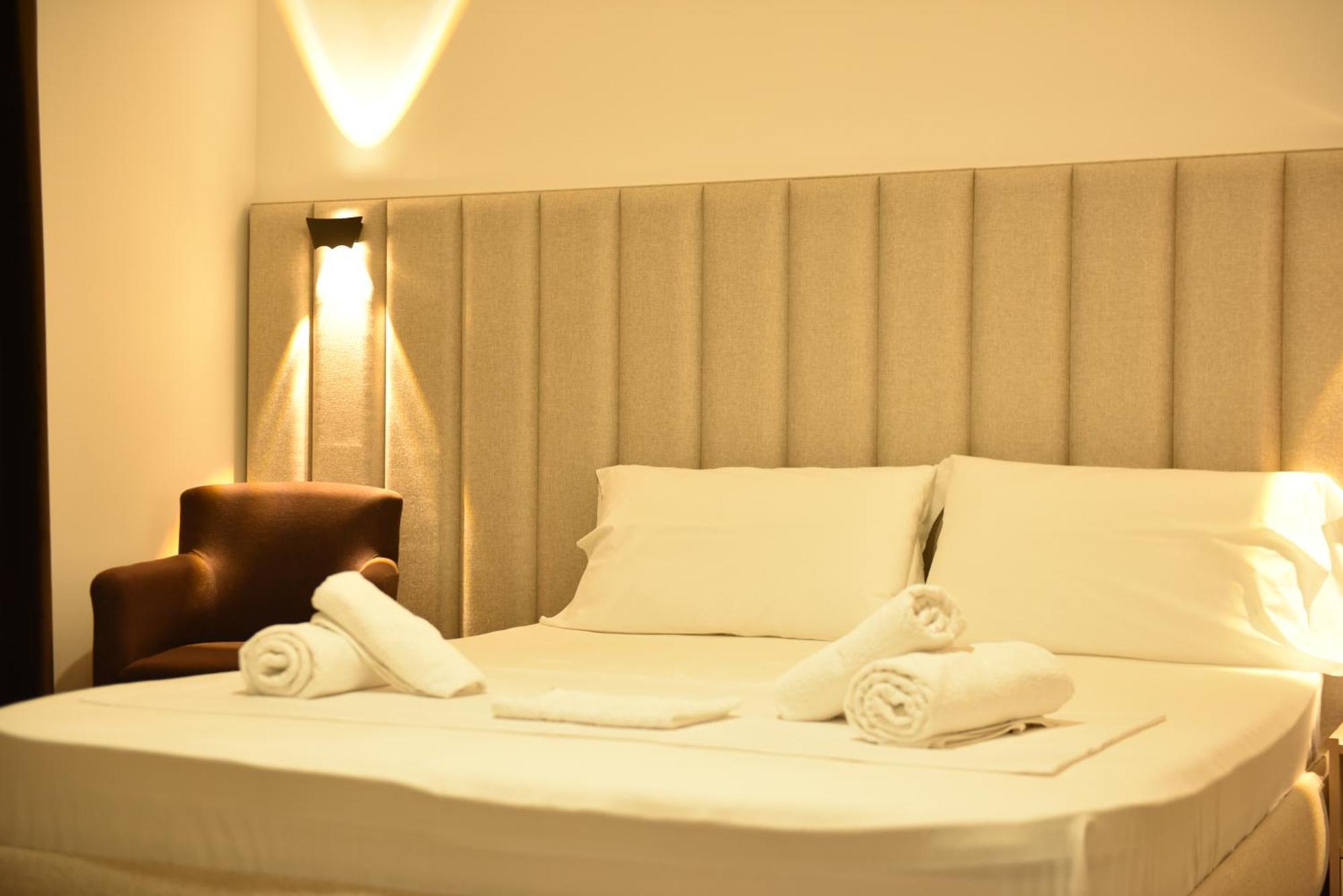 Villa Ax Mirage Vlorë Buitenkant foto